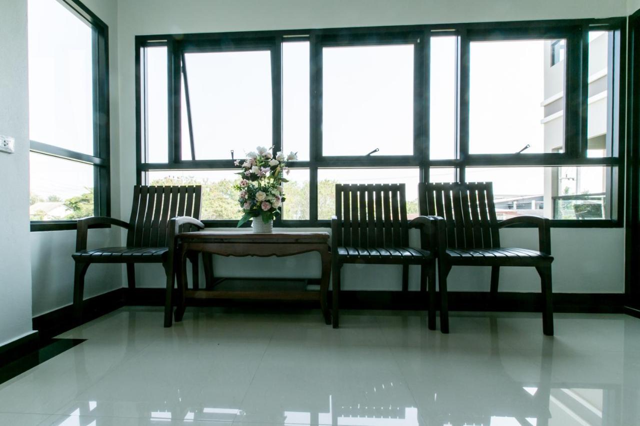 The Gun Hotel Surin Exterior photo