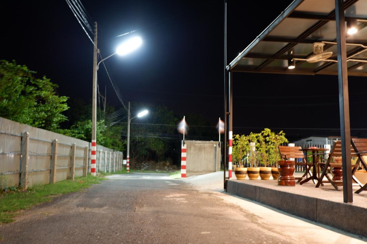 The Gun Hotel Surin Exterior photo